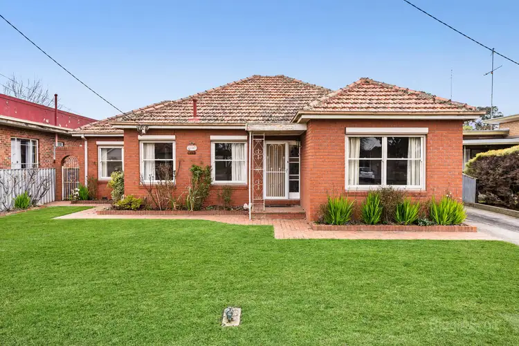 219 Dowling Street, Wendouree VIC 3355