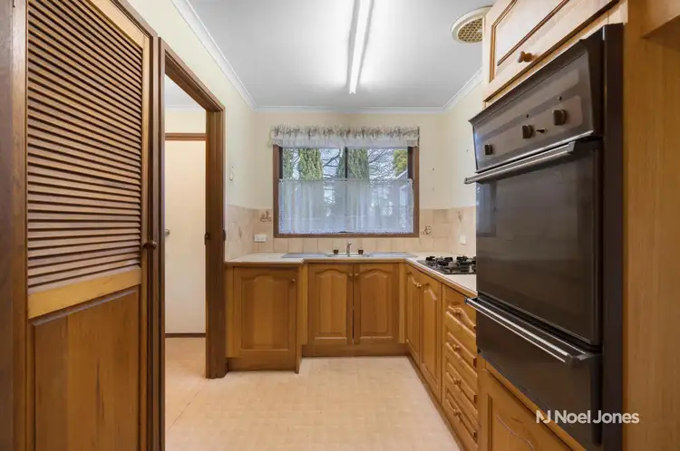 Third view of Homely unit listing, 2/11 Woodvale Road, Boronia VIC 3155