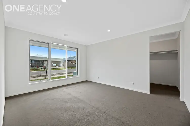 Second view of Homely house listing, 27 Winslow Crescent, Warragul VIC 3820