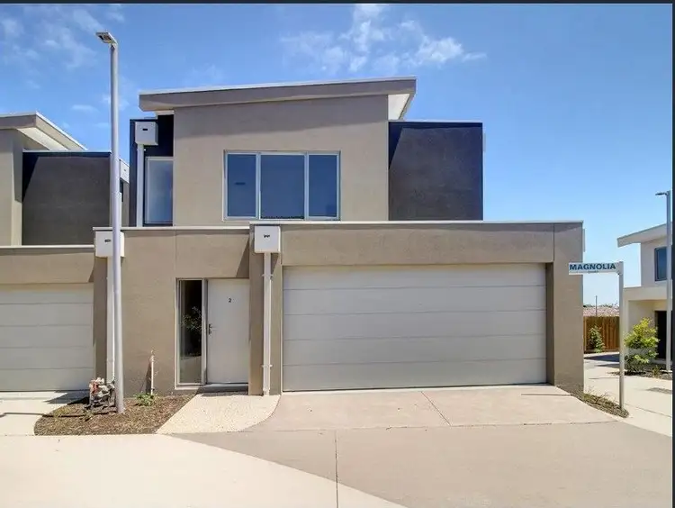 2 Magnolia Court