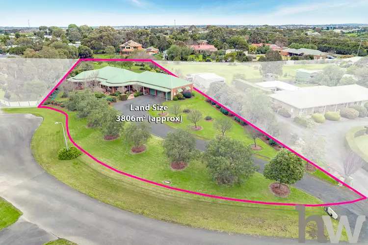 10-12 Riseborough Ct, St Albans Park VIC 3219