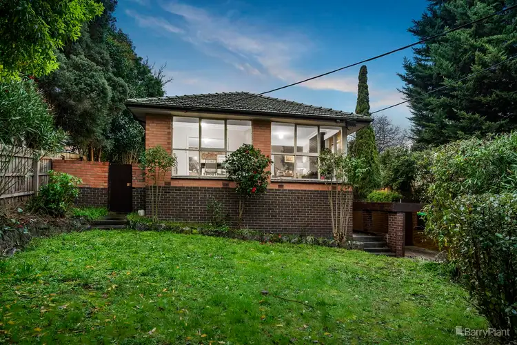 6 Maple Court, Doncaster VIC 3108