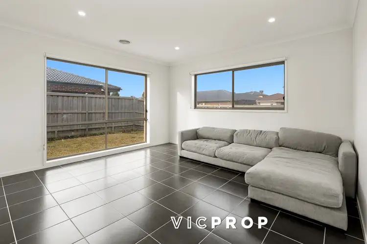 Fourth view of Homely house listing, 15 Oats Way, Truganina VIC 3029
