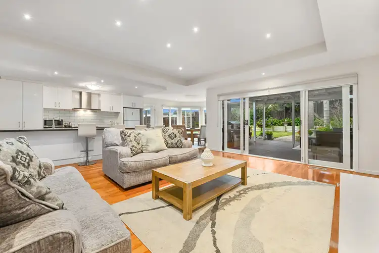 Second view of Homely house listing, 1 Shalimar Court, Sorrento VIC 3943