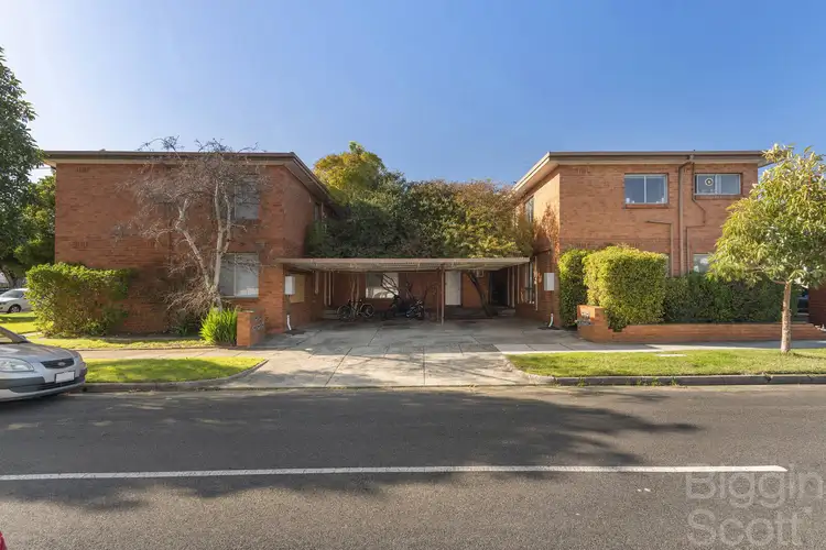 158 Oakleigh Road, Carnegie VIC 3163