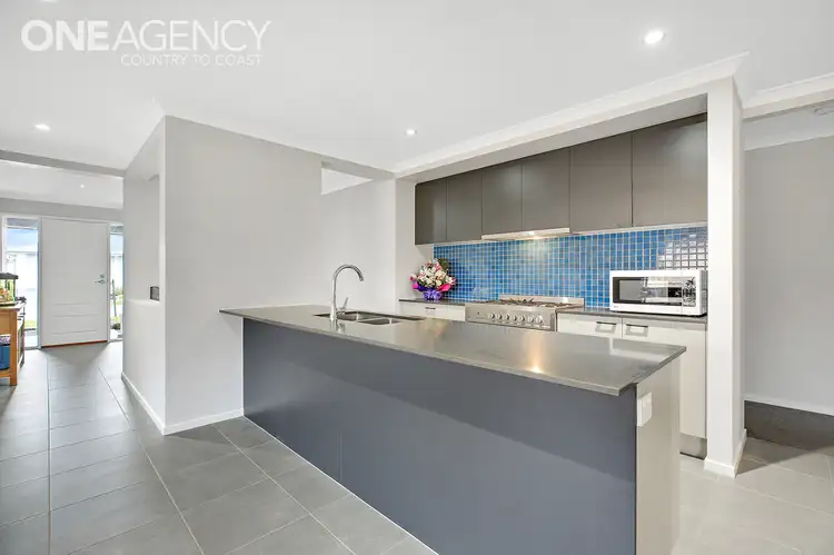 Second view of Homely house listing, 2 Albion Court, Warragul VIC 3820