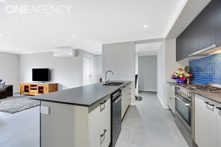 Third view of Homely house listing, 2 Albion Court, Warragul VIC 3820