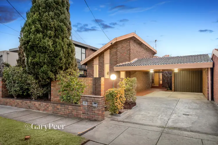 25 Kent Grove, Caulfield North VIC 3161
