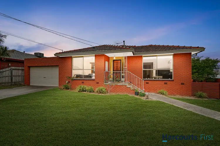 6 Caramar Drive, Oakleigh South VIC 3167