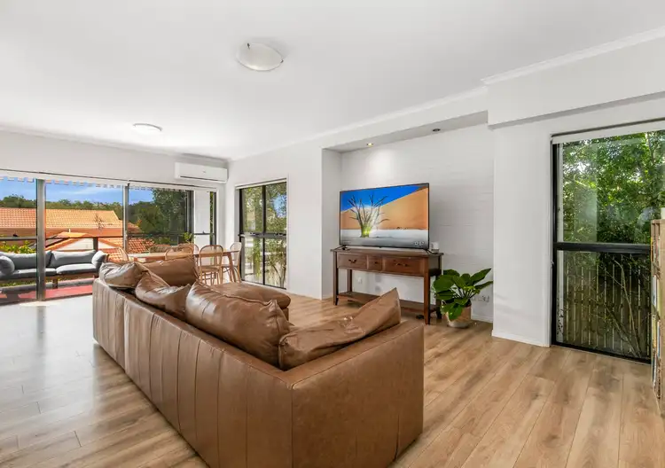 1/52 Golden Crest Place, Bellbowrie QLD 4070
