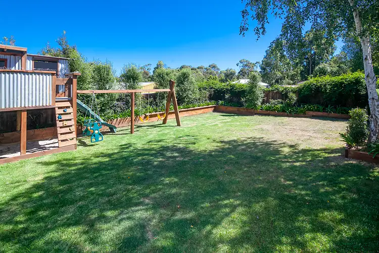 92 Clarendon Drive, Somerville VIC 3912