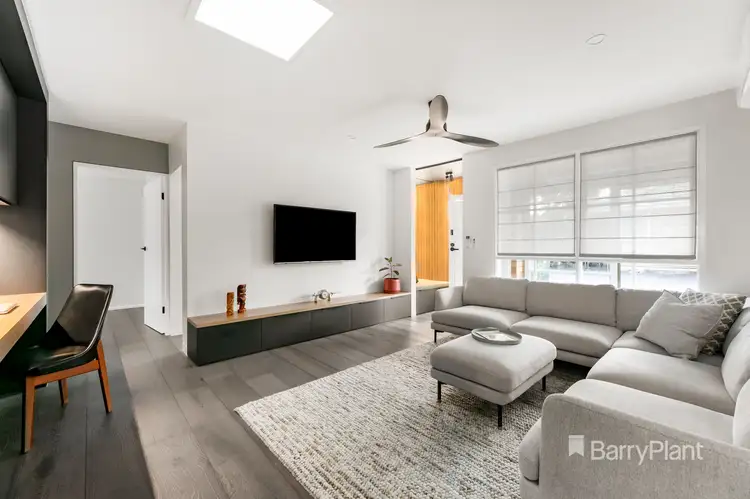 Second view of Homely unit listing, 9/15-19 Eddys Grove, Bentleigh VIC 3204
