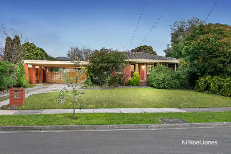 Second view of Homely house listing, 27 Kingloch Parade, Wantirna VIC 3152