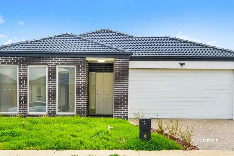 12 Sorrenberg Street, Point Cook VIC 3030