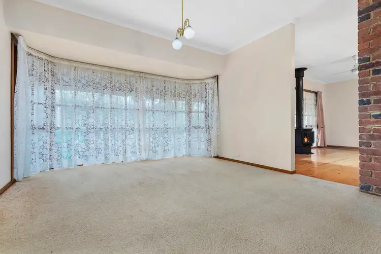 Sixth view of Homely house listing, 7 Kathryn Crescent, Woodend VIC 3442