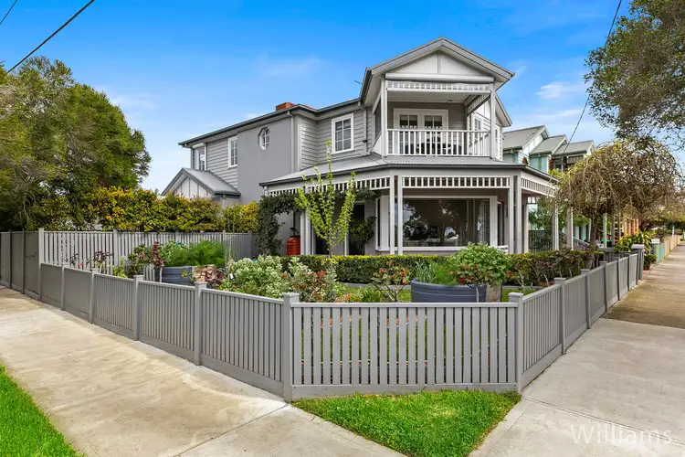 17 Brunel Street, South Kingsville VIC 3015
