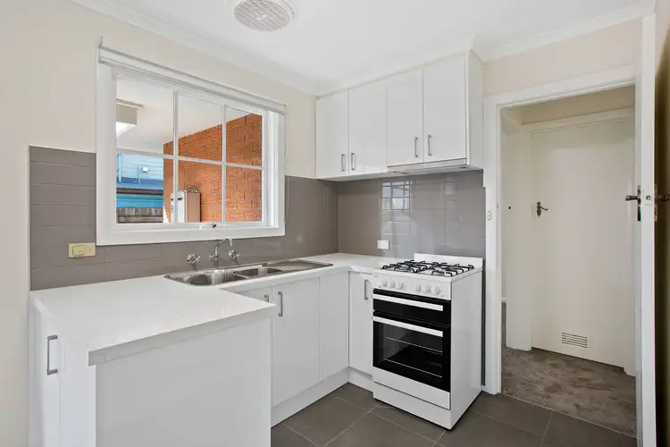 Fourth view of Homely unit listing, 1/300-302 Tooronga Road, Glen Iris VIC 3146