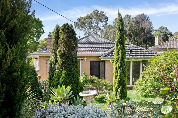 37 Caringal Avenue, Doncaster VIC 3108