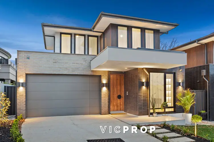 8 The Moor, Balwyn North VIC 3104