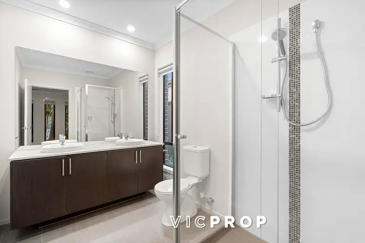Sixth view of Homely house listing, 8 Yaramba Boulevard, Point Cook VIC 3030
