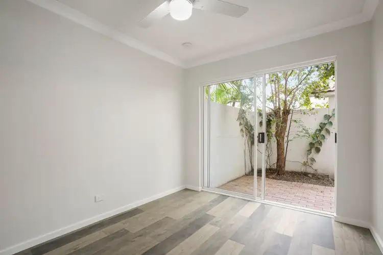 Sixth view of Homely unit listing, 1/214 Sir Fred Schonell Drive, St Lucia QLD 4067