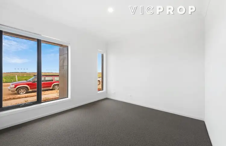 Second view of Homely house listing, 9 Sonder Avenue, Werribee VIC 3030