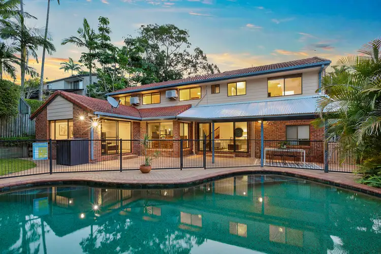 36 Morningview Street, Chapel Hill QLD 4069