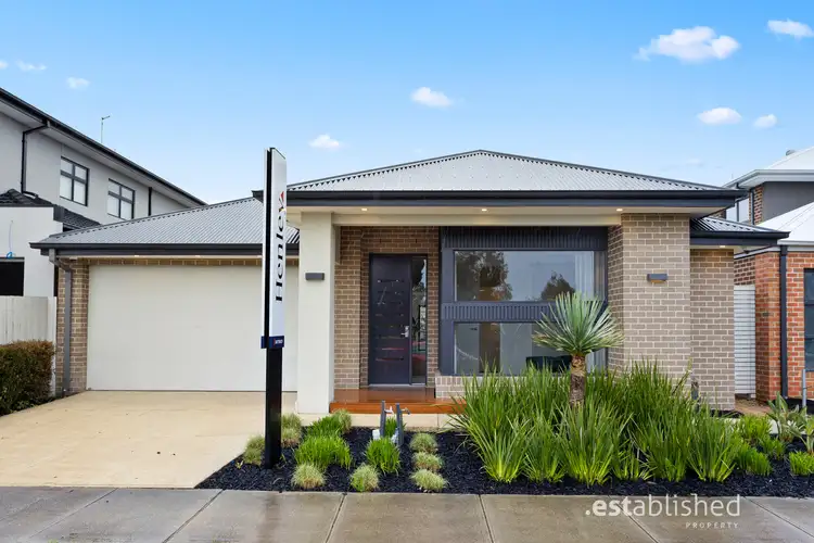 18 Columbus Street, Point Cook VIC 3030