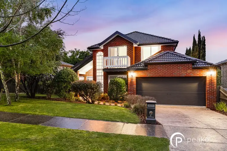 4 Cara Crescent, Berwick VIC 3806
