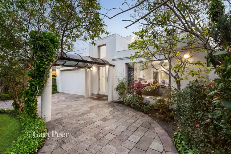 13 Testar Grove, Caulfield North VIC 3161