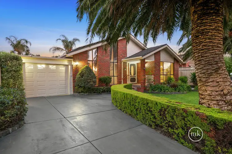 75 Hurlstone Crescent, Mill Park VIC 3082
