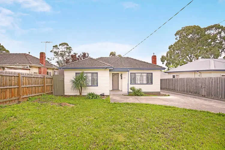 23 Parkview Avenue