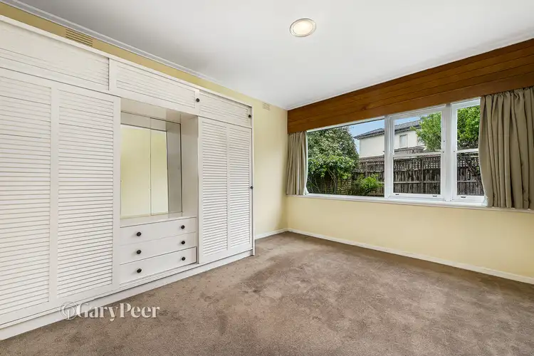 Fifth view of Homely house listing, 8 Cheviot Road, Mount Waverley VIC 3149