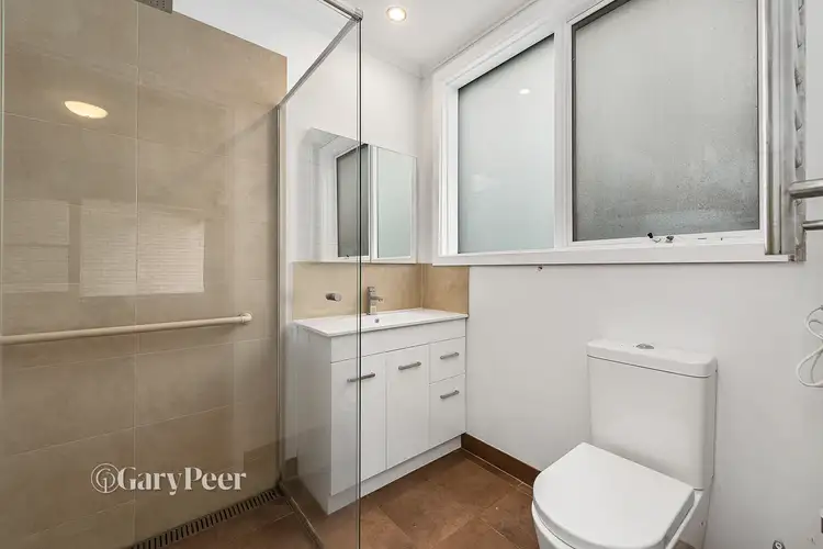 Sixth view of Homely house listing, 8 Cheviot Road, Mount Waverley VIC 3149