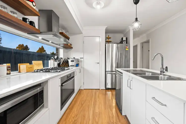 Fifth view of Homely house listing, 54 Parkhurst Drive, Cranbourne East VIC 3977
