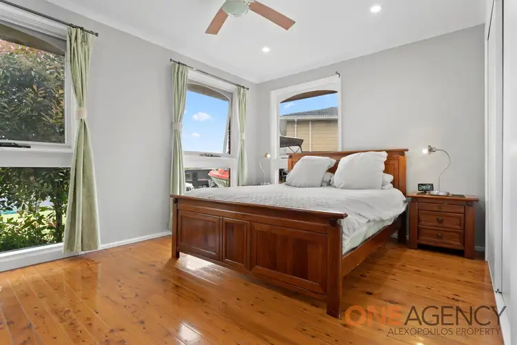 Sixth view of Homely house listing, 9 Cress Place, Macquarie Fields NSW 2564