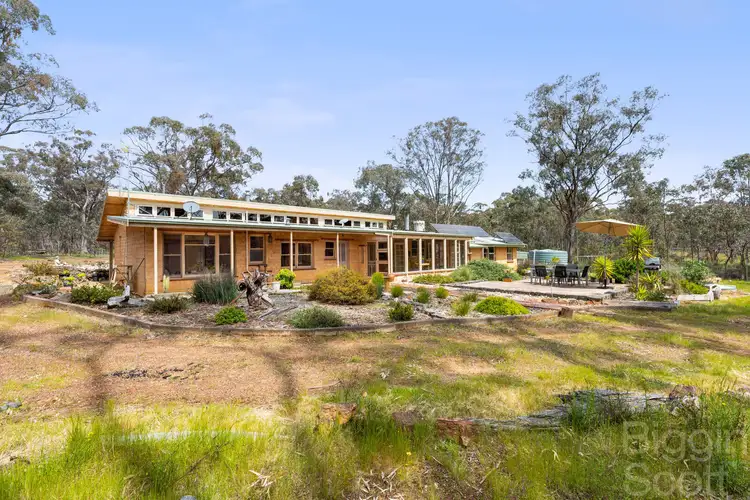 90 Glengower Track, Sandon VIC 3462