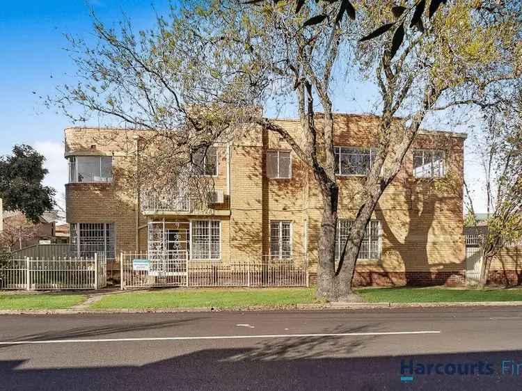285 Ballarat Road, Footscray VIC 3011