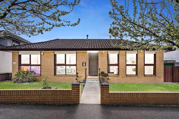2/7 Gordon Parade, Yarraville VIC 3013