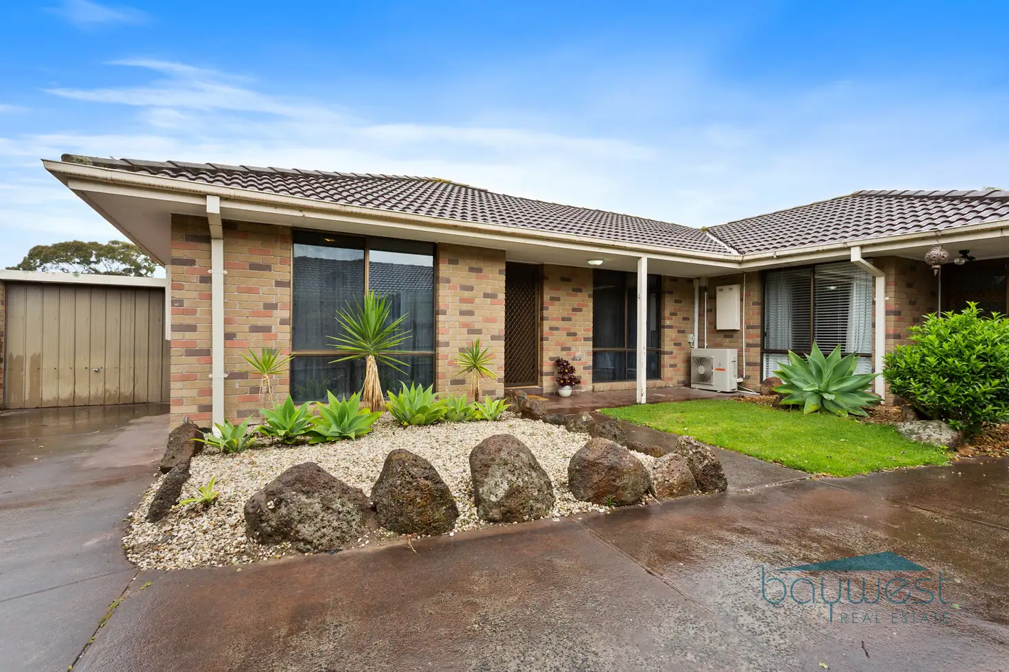 Main view of Homely unit listing, 4/4 Simon Street, Hastings VIC 3915