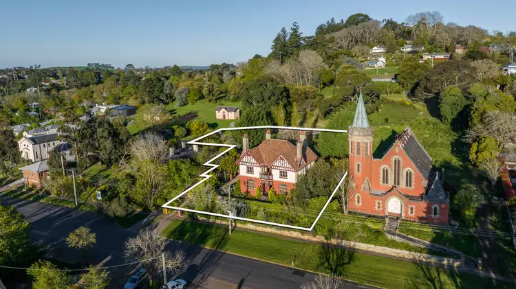 19 Camp Street, Daylesford VIC 3460