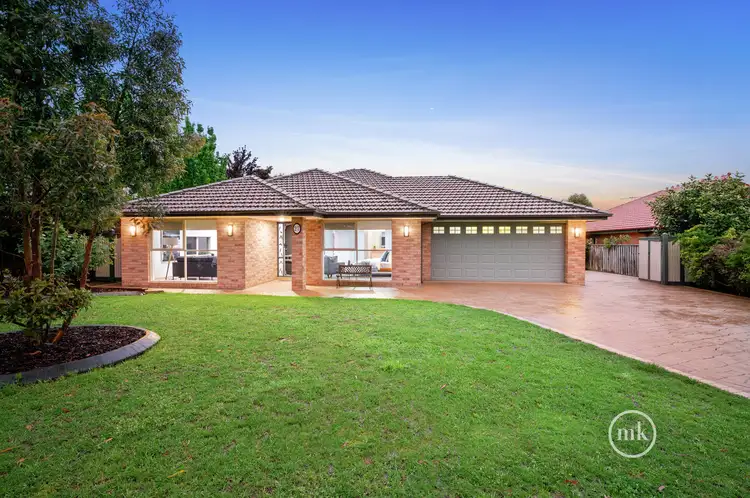 27 Flaxen Hills Road, Doreen VIC 3754