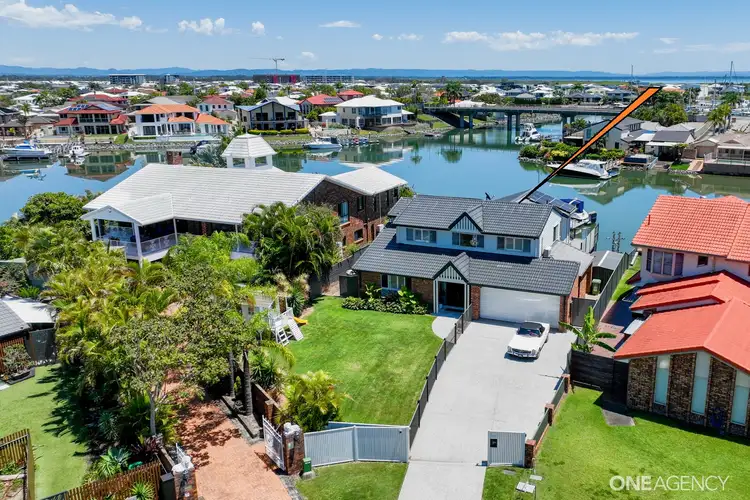 29 Resolute Court, Newport QLD 4020