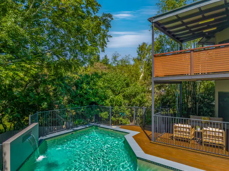75 Ngeringa Crescent, Chapel Hill QLD 4069