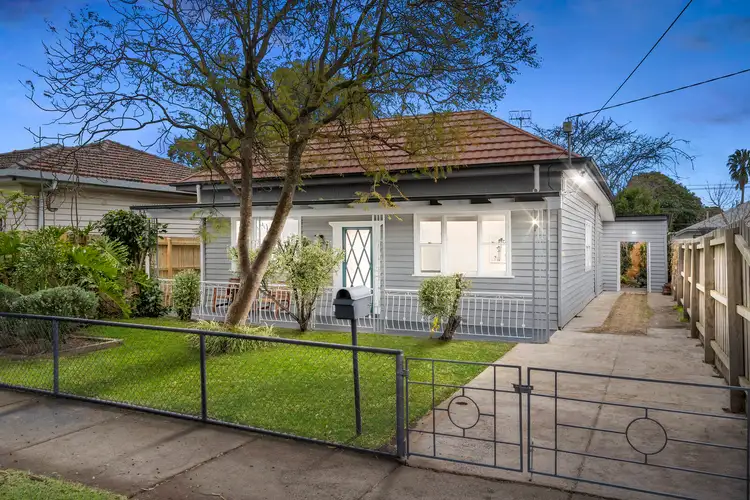8 Beverley Street, Yarraville VIC 3013