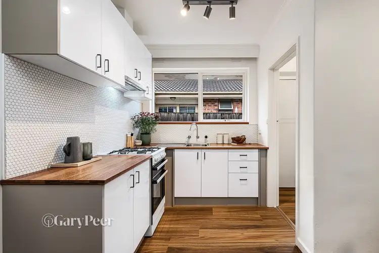 Fourth view of Homely unit listing, 2/7 Toolambool Road, Carnegie VIC 3163