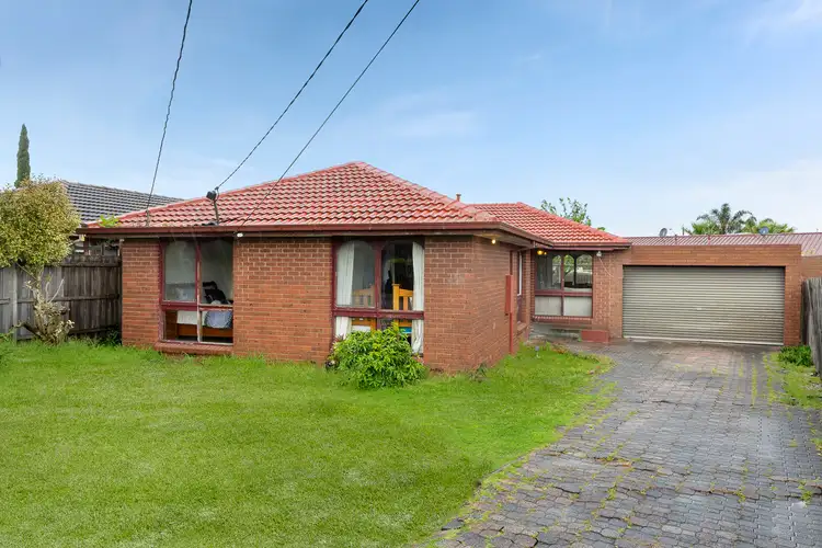 49 Leonard Close, Clarinda VIC 3169