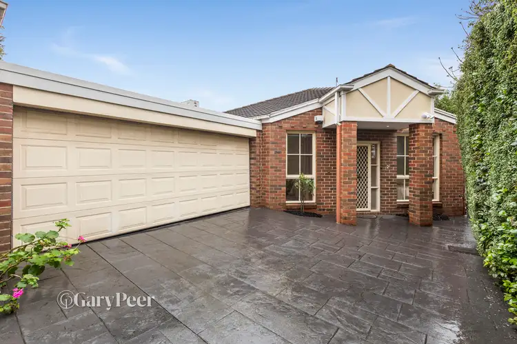 2/8 Jean Street, Mckinnon VIC 3204