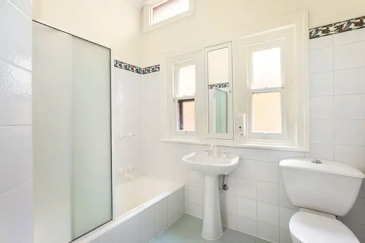 Fifth view of Homely apartment listing, 4/377 Dandenong Road, Armadale VIC 3143