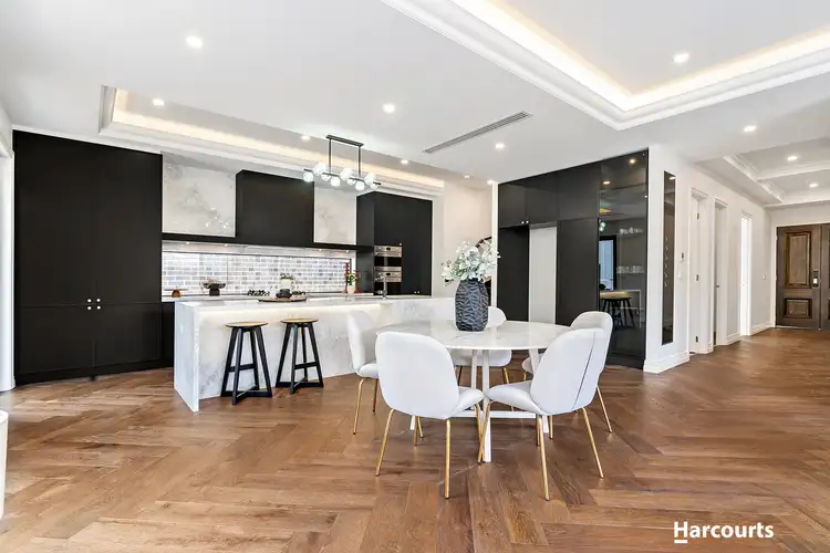 26 Rowitta Drive, Glen Waverley VIC 3150